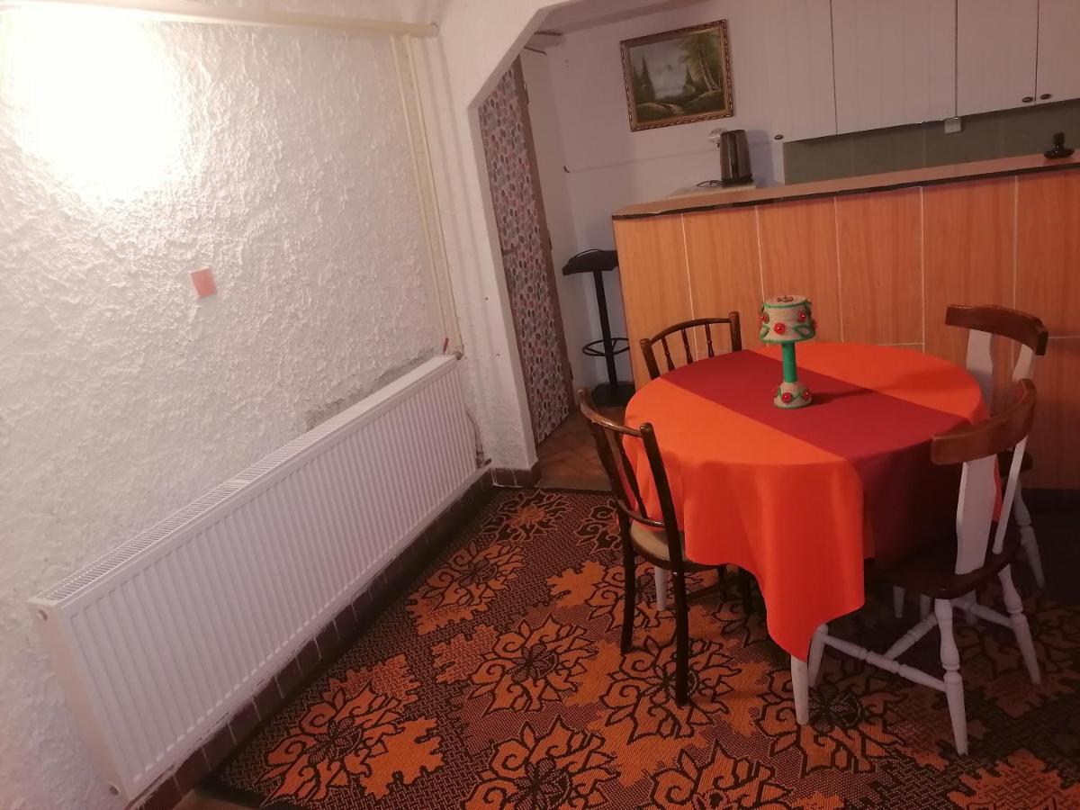 Chlaba Apartman Chl'aba Εξωτερικό φωτογραφία