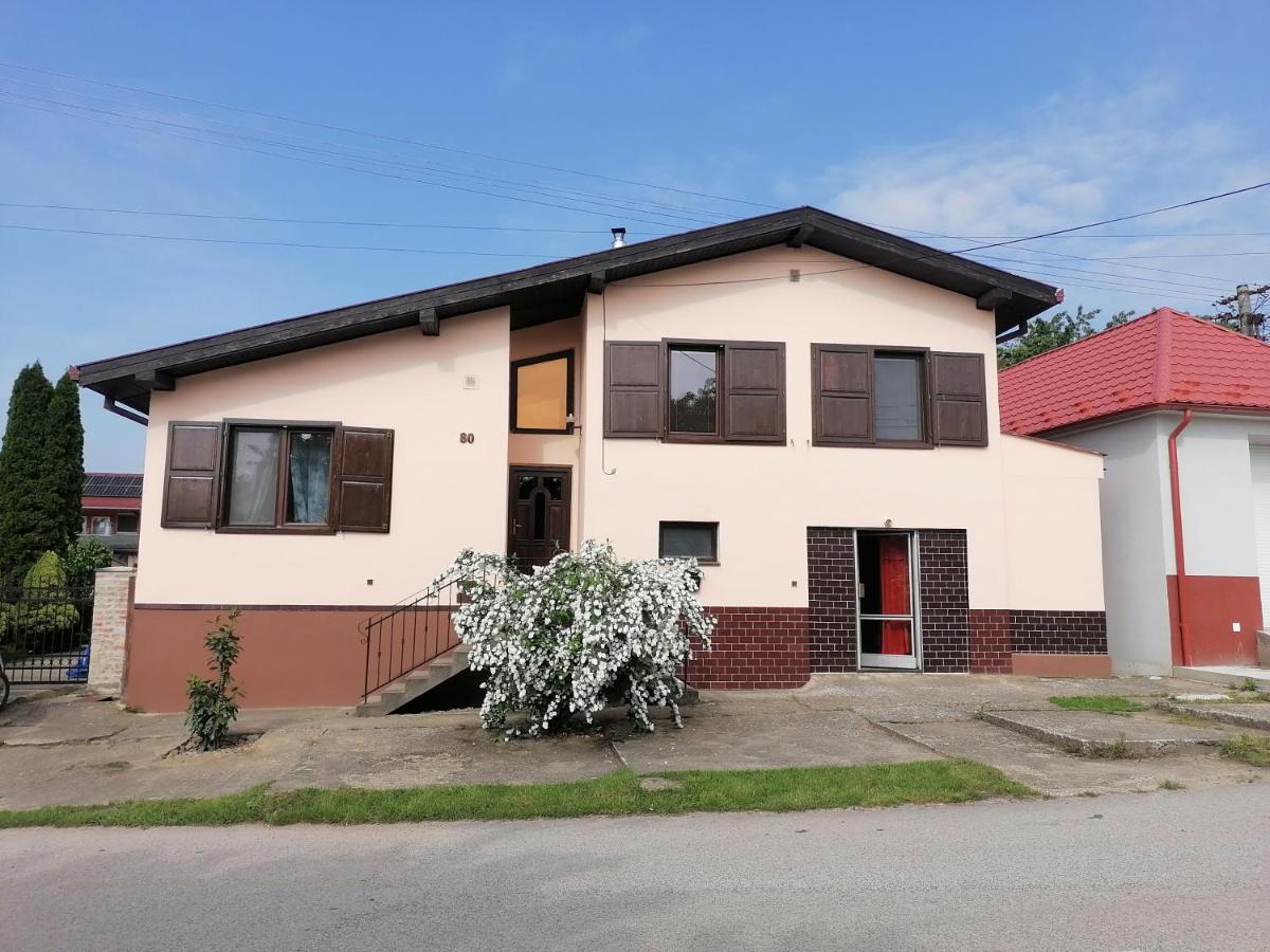 Chlaba Apartman Chl'aba Εξωτερικό φωτογραφία